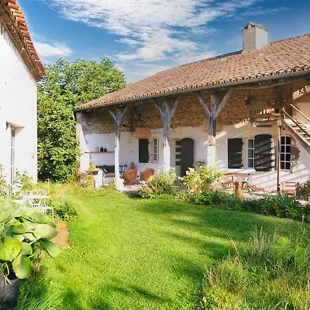 Bed and Breakfast Maison Duroy 3*